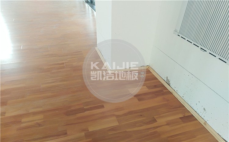 河北唐山蘆臺農(nóng)場廠部中小學(xué)體育館木地板項目