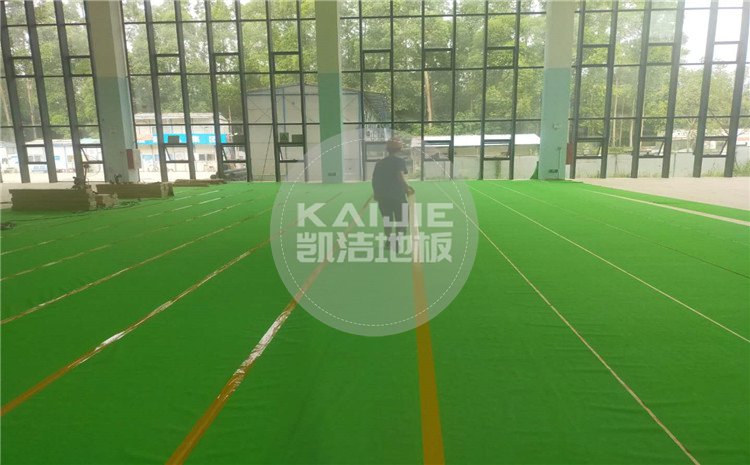 廣東佛山南海區(qū)綠電能源有限公司體育館木地板項目案例-凱潔籃球地板