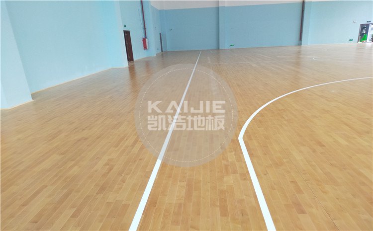 廣東佛山南海區(qū)綠電能源有限公司體育館木地板項目案例-凱潔籃球地板