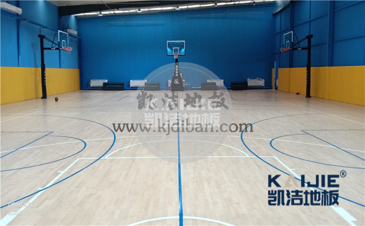北京市海淀區鐵盟物流籃球館和羽毛球館木地板案例