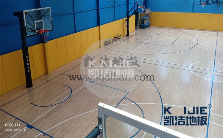 北京市海淀區鐵盟物流籃球館和羽毛球館木地板案例
