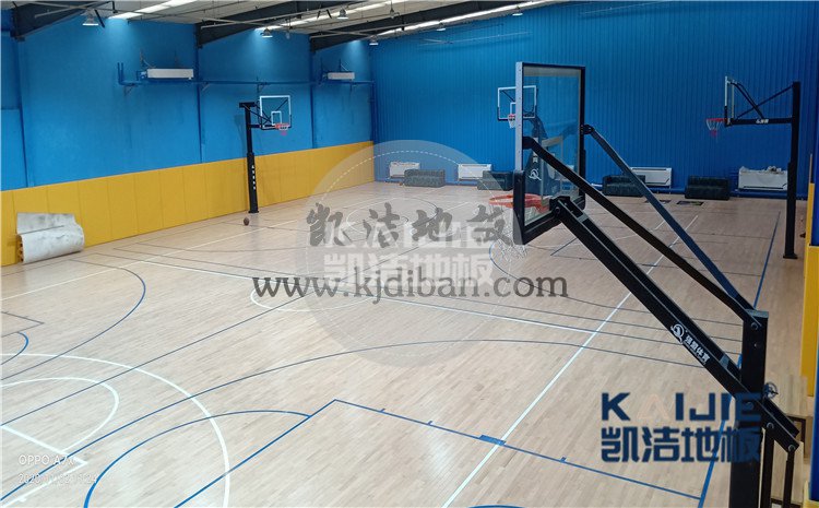 北京市海淀區鐵盟物流籃球館和羽毛球館木地板案例